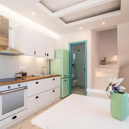 Depis Edem Private Naxos